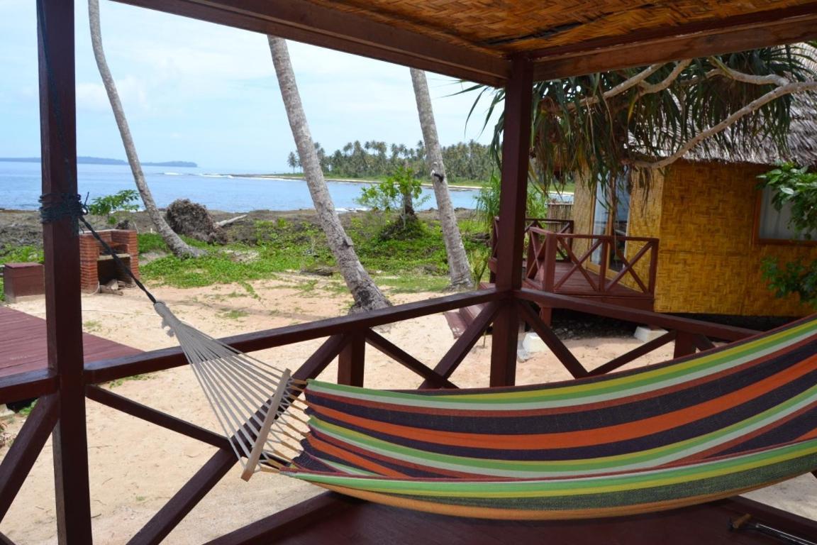 Simeulue Surflodges Lasikin Exterior foto