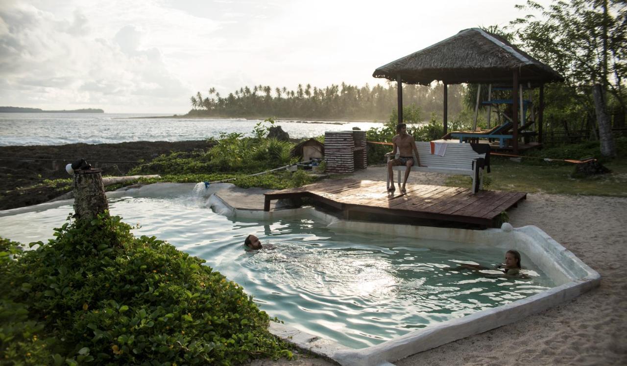 Simeulue Surflodges Lasikin Exterior foto
