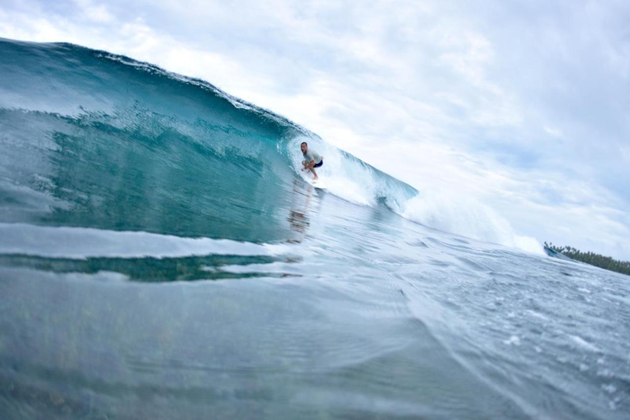 Simeulue Surflodges Lasikin Exterior foto